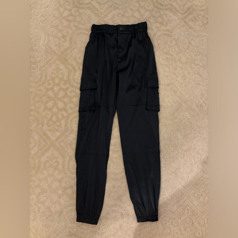 TICTOC black satin pants size small